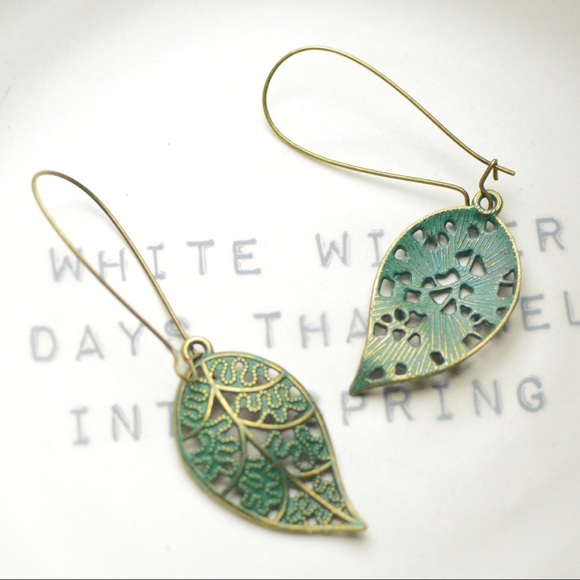 Boho Vintage Effect Swirly Leaf Drop Earrings - Picture 4 of 5